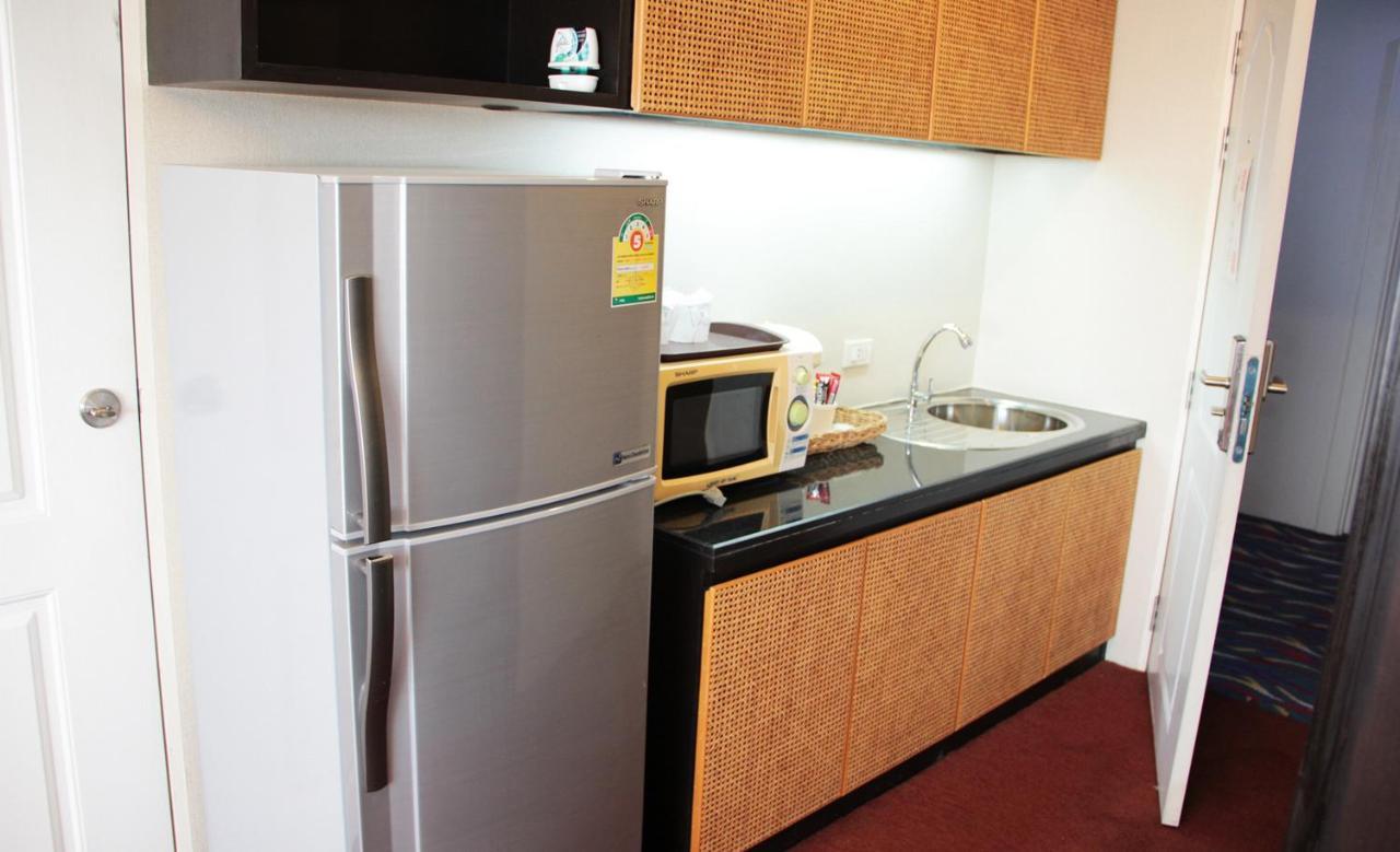 V Verve Service Apartment Hotel Chachoengsao Exterior photo