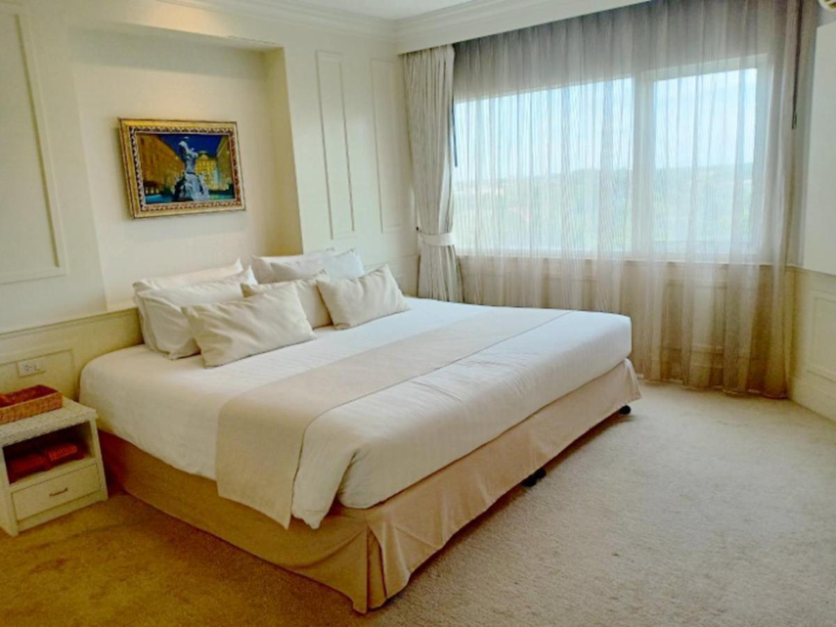 V Verve Service Apartment Hotel Chachoengsao Exterior photo